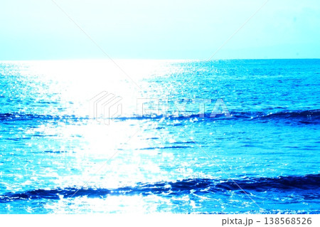 カラー　海　海岸　岸　浜辺（2026年4月登録） 138568526