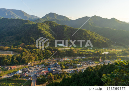 宝珠山 立石寺(山寺)から見た山寺駅 宝珠山 立石寺(山寺)から見た山寺駅 138569575