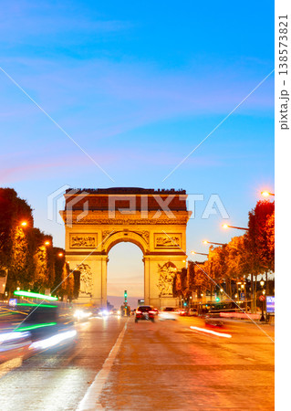 Arc de triomphe, Paris, France Arc de triomphe, Paris, France 138573821