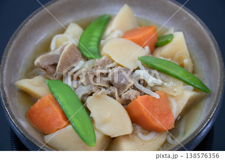 肉じゃが 138576356