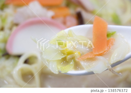ちゃんぽん麺 138576372