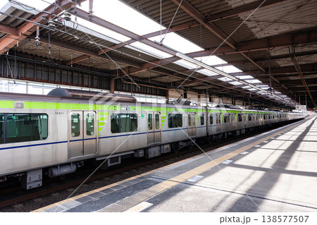 京王堀之内駅のホーム　東京都八王子市堀之内 138577507