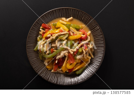 青椒肉絲 チンジャオロース 青椒肉絲 チンジャオロース 138577585