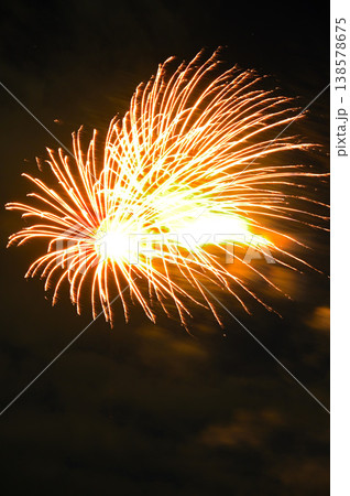 神奈川県相模原市 相模原納涼花火大会 夏の夜空を彩る花火 神奈川県相模原市 相模原納涼花火大会 夏の夜空を彩る花火 138578675