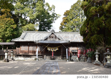 三重県亀山市 亀山神社の拝殿 三重県亀山市 亀山神社の拝殿 138580480