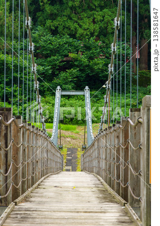 250814長野県栄村学問の橋 138581647