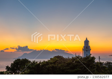 屋久島灯台の夕景 トワイライト 屋久島(夏 屋久島灯台の夕景 トワイライト 屋久島(夏 138582077