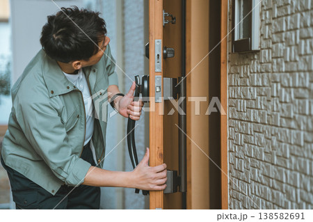 玄関ドアの鍵修理 玄関ドアの鍵修理 138582691