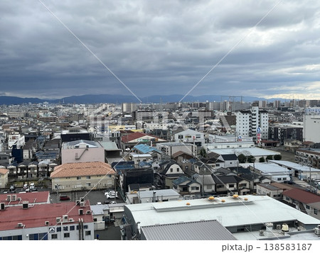 八尾市竜華町から市内南方を望む 八尾市竜華町から市内南方を望む 138583187