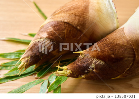 掘りたての新鮮な筍 掘りたての新鮮な筍 138587031