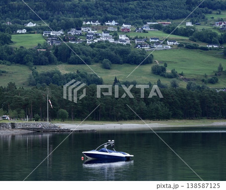ノルウェー世界自然遺産美しいフェヨルドル風景 138587125