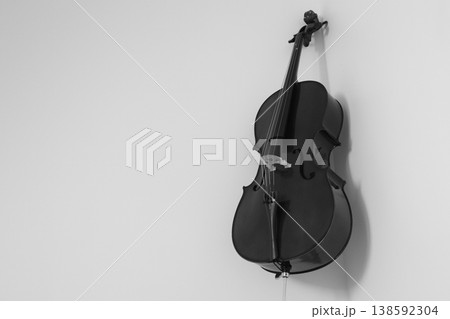 Cello チェロ モノクロ Cello チェロ モノクロ 138592304