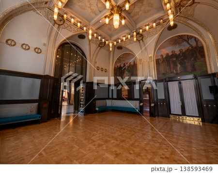 Luxurious interior of the Municipal House in Prague, Czech Republic 138593469