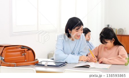 勉強 宿題 イメージ 勉強 宿題 イメージ 138593865