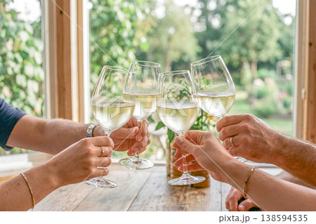 白ワイン	 138594535