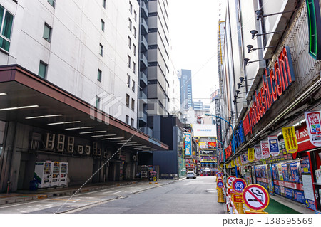 新宿駅西口 ヨドバシカメラ 新宿西口本店を散策 東京都新宿区新宿 新宿駅西口 ヨドバシカメラ 新宿西口本店を散策 東京都新宿区新宿 138595569