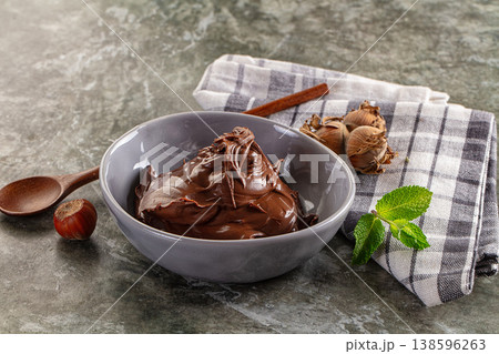 Yummy Chocolate paste with nuts 138596263