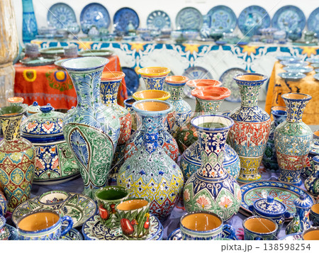 Uzbek vases 138598254