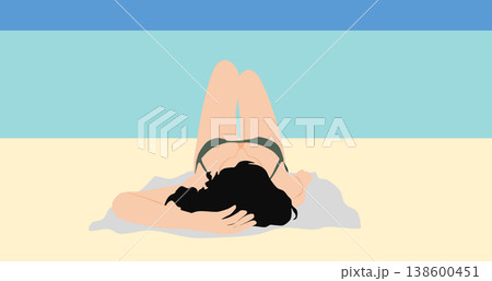 レジャーシートを敷いて砂浜で水着を着て日焼けする女性の後ろ姿の写真 レジャーシートを敷いて砂浜で水着を着て日焼けする女性の後ろ姿の写真 138600451