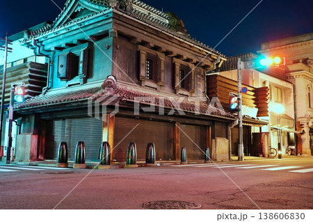 小江戸川越一番街商店街 蔵造りの町並み 138606830