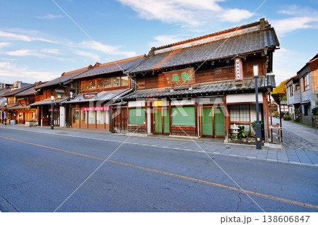 小江戸川越一番街商店街 蔵造りの町並み 138606847