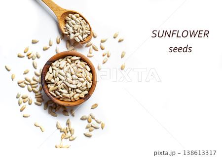 Sunflower seeds in bowl isolated 138613317