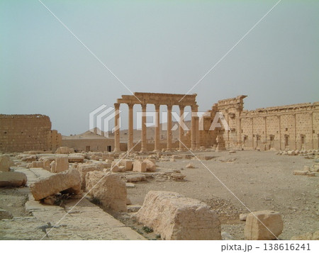 シリア。今は無きパルミラ遺跡群 シリア。今は無きパルミラ遺跡群 138616241