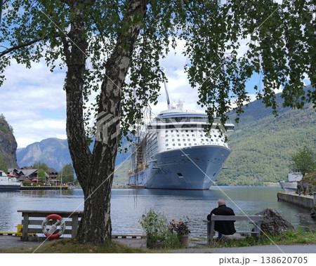 ノルウェー世界自然遺産豪華船観光 ノルウェー世界自然遺産豪華船観光 138620705