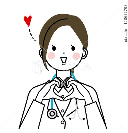 白衣を着た女性医師　両手でハートのポーズ 138621798