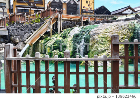 草津温泉 湯畑 湯滝(群馬県吾妻郡草津町) 草津温泉 湯畑 湯滝(群馬県吾妻郡草津町) 138622466
