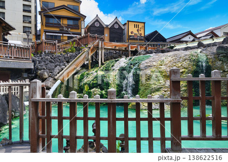 草津温泉 湯畑 湯滝(群馬県吾妻郡草津町) 草津温泉 湯畑 湯滝(群馬県吾妻郡草津町) 138622516