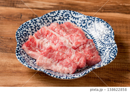 中落ちカルビ 濃厚な旨味の焼肉人気部位 中落ちカルビ 濃厚な旨味の焼肉人気部位 138622858