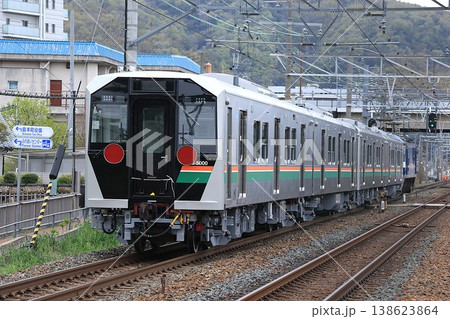 【JR東日本】E723系5000番台（JR京都線：島本駅） 138623864