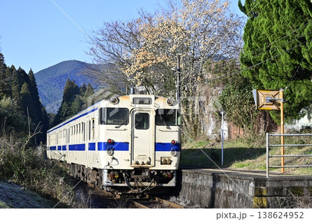 吉都線鶴丸駅 138624952