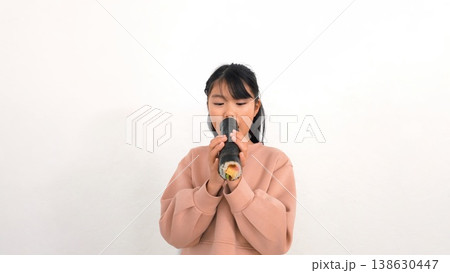 恵方巻き 小学生 手作り イメージ 恵方巻き 小学生 手作り イメージ 138630447