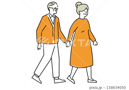 手を繋いで歩く老夫婦 138634050
