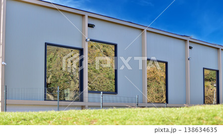 A rooms made of glass and metal for shops or offices. Construction industry. Rental property. A rooms made of glass and metal for shops or offices. Construction industry. Rental property. 138634635