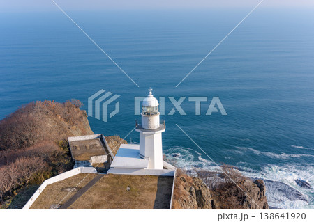 室蘭 地球岬の灯台と広がる海の絶景 室蘭 地球岬の灯台と広がる海の絶景 138641920
