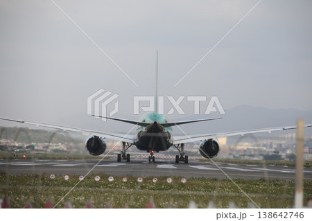 飛行機 飛行機 138642746