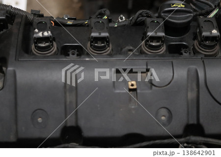 Service of car engine cylinder head. Service of car engine cylinder head. 138642901
