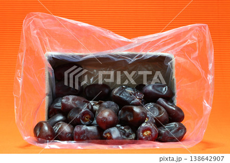The box set of date palms. The box set of date palms. 138642907