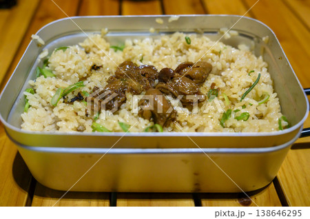 牡蠣のしぐれ煮を使った炊込みご飯 牡蠣のしぐれ煮を使った炊込みご飯 138646295
