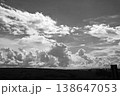 サンパウロ州の夏の雲と空　モノクロ 138647053