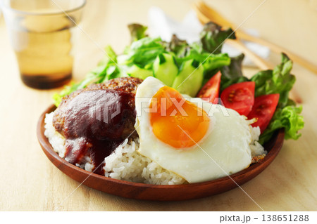 ロコモコ 138651288