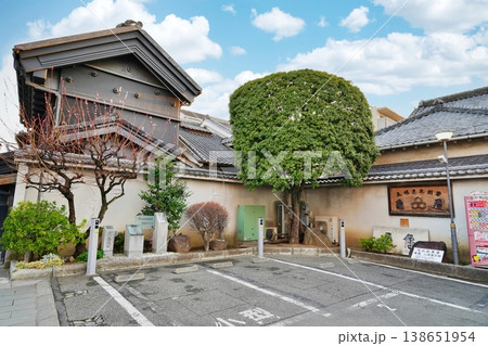 小江戸 川越の蔵造りの町並みと山崎美術館 138651954