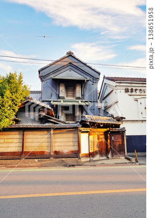 小江戸 川越の蔵造りの町並みと山崎美術館 138651958