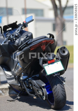 オートバイ（ビックスクーター）　イメージ 138656925