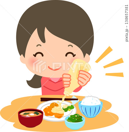 料理に大量のマヨネーズをかける女性 料理に大量のマヨネーズをかける女性 138657381