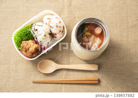 スープジャーランチ　ミネストローネスープ 138657882