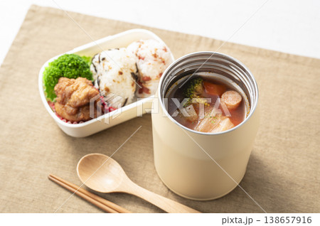 スープジャーランチ ミネストローネスープ スープジャーランチ ミネストローネスープ 138657916